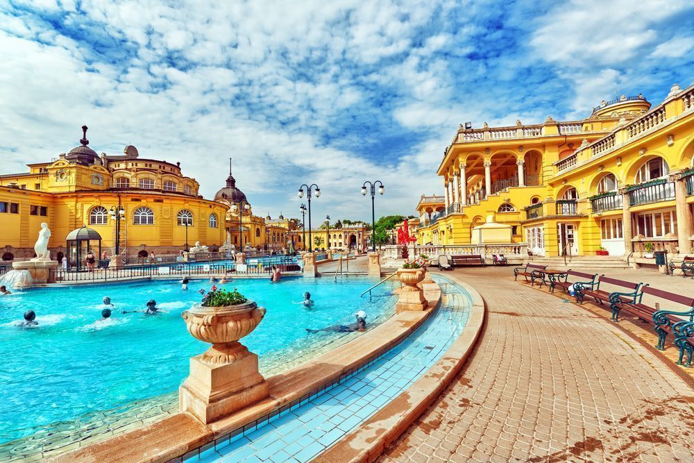 journée ensoleillée à budapest